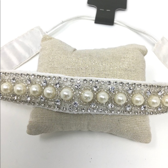 SALE❗️CRYSTAL BEADED BRIDAL/HEADBAND - Picture 2 of 11